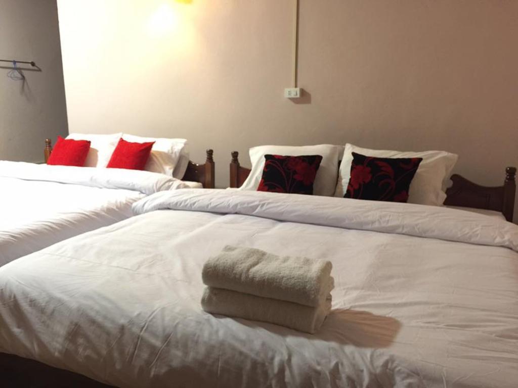 Happy River View Hotel Vang Vieng Ngoại thất bức ảnh