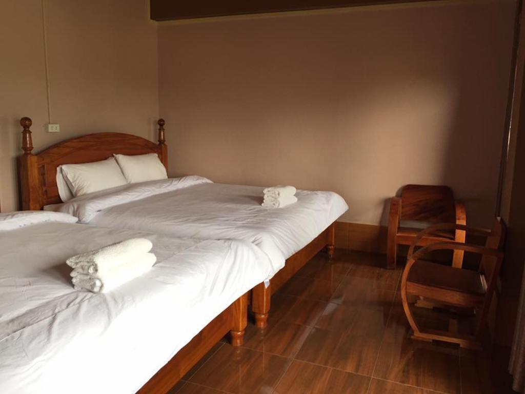 Happy River View Hotel Vang Vieng Ngoại thất bức ảnh