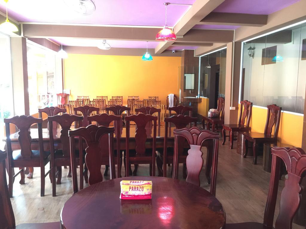 Happy River View Hotel Vang Vieng Ngoại thất bức ảnh