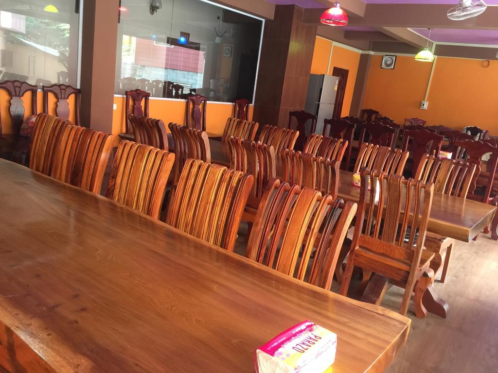 Happy River View Hotel Vang Vieng Ngoại thất bức ảnh