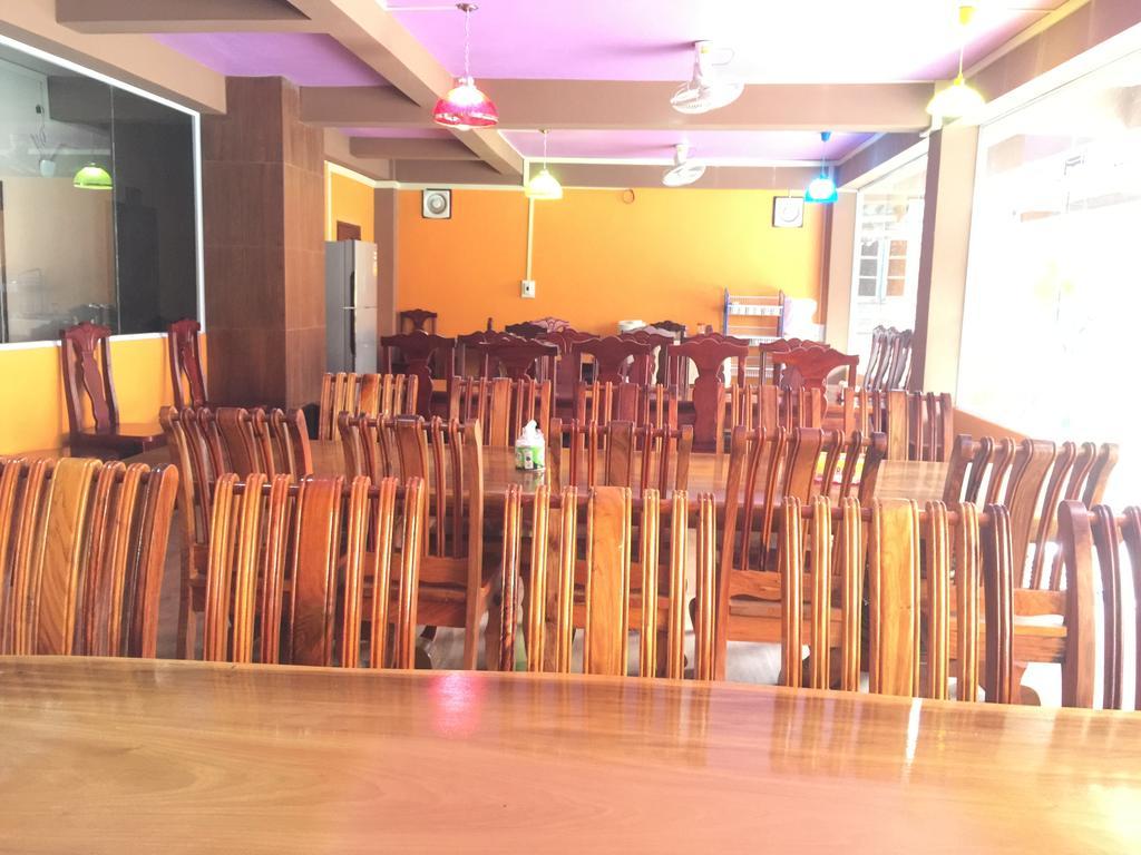 Happy River View Hotel Vang Vieng Ngoại thất bức ảnh