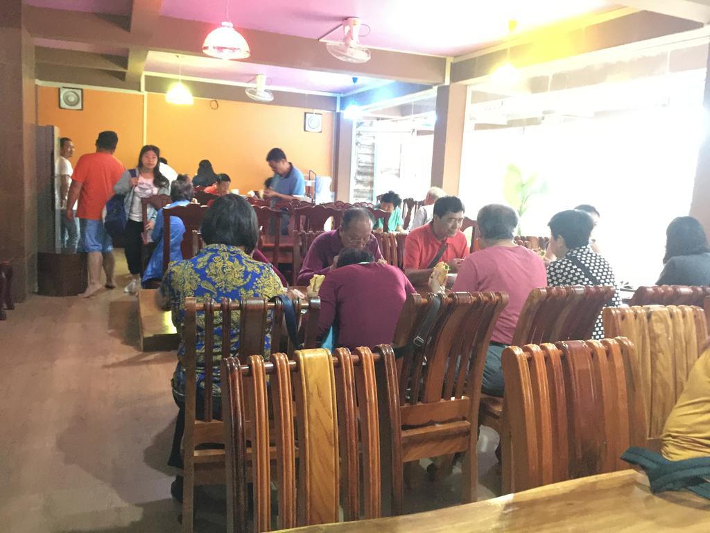 Happy River View Hotel Vang Vieng Ngoại thất bức ảnh
