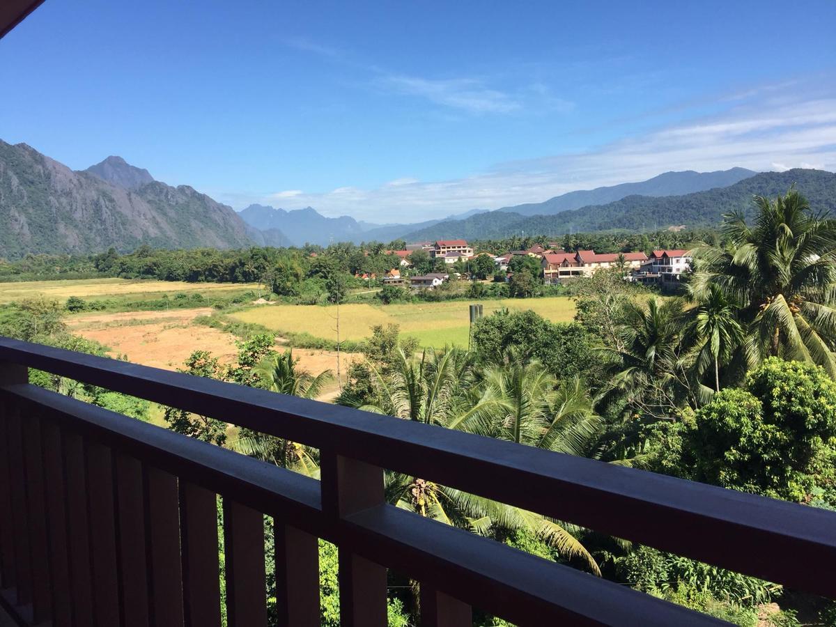 Happy River View Hotel Vang Vieng Ngoại thất bức ảnh