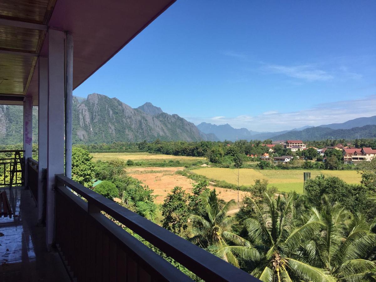 Happy River View Hotel Vang Vieng Ngoại thất bức ảnh