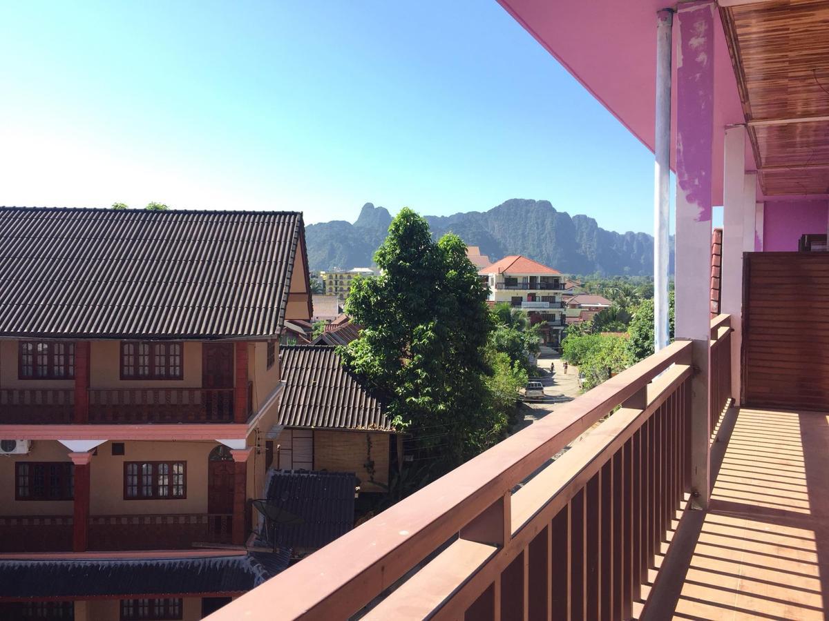 Happy River View Hotel Vang Vieng Ngoại thất bức ảnh